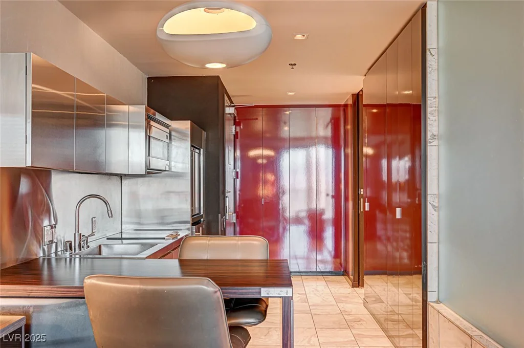 4381 Flamingo, Las Vegas, NV 89103