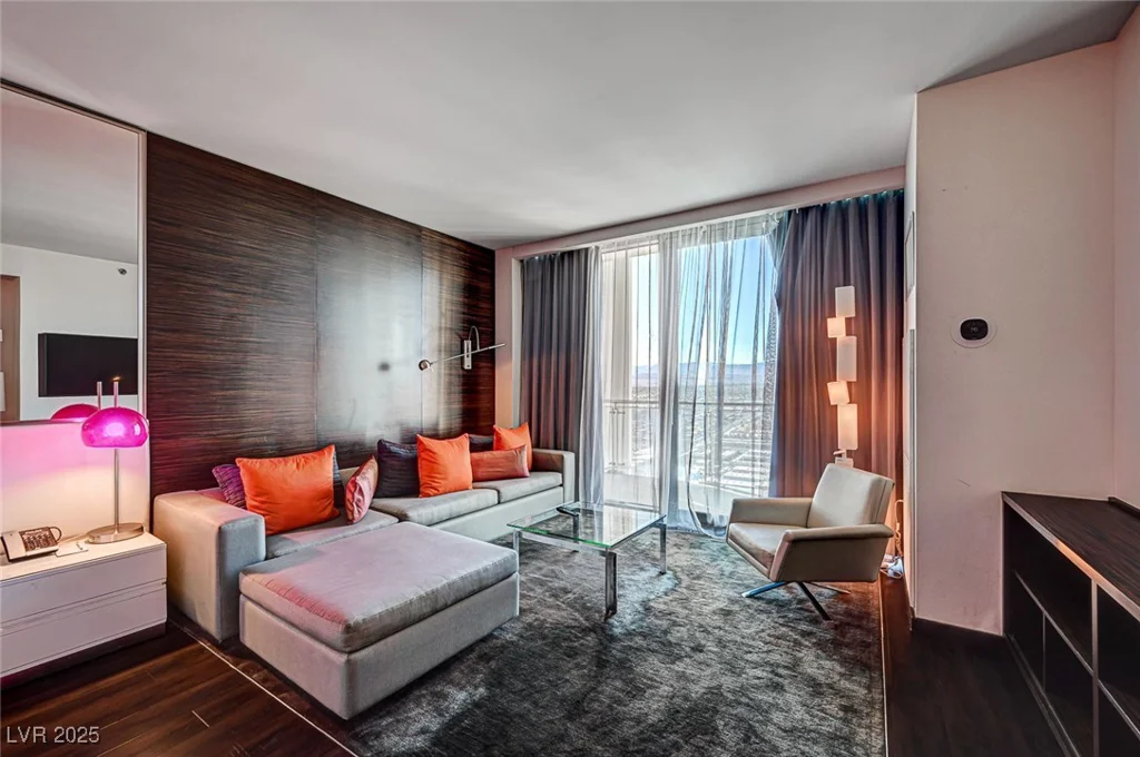 4381 Flamingo, Las Vegas, NV 89103