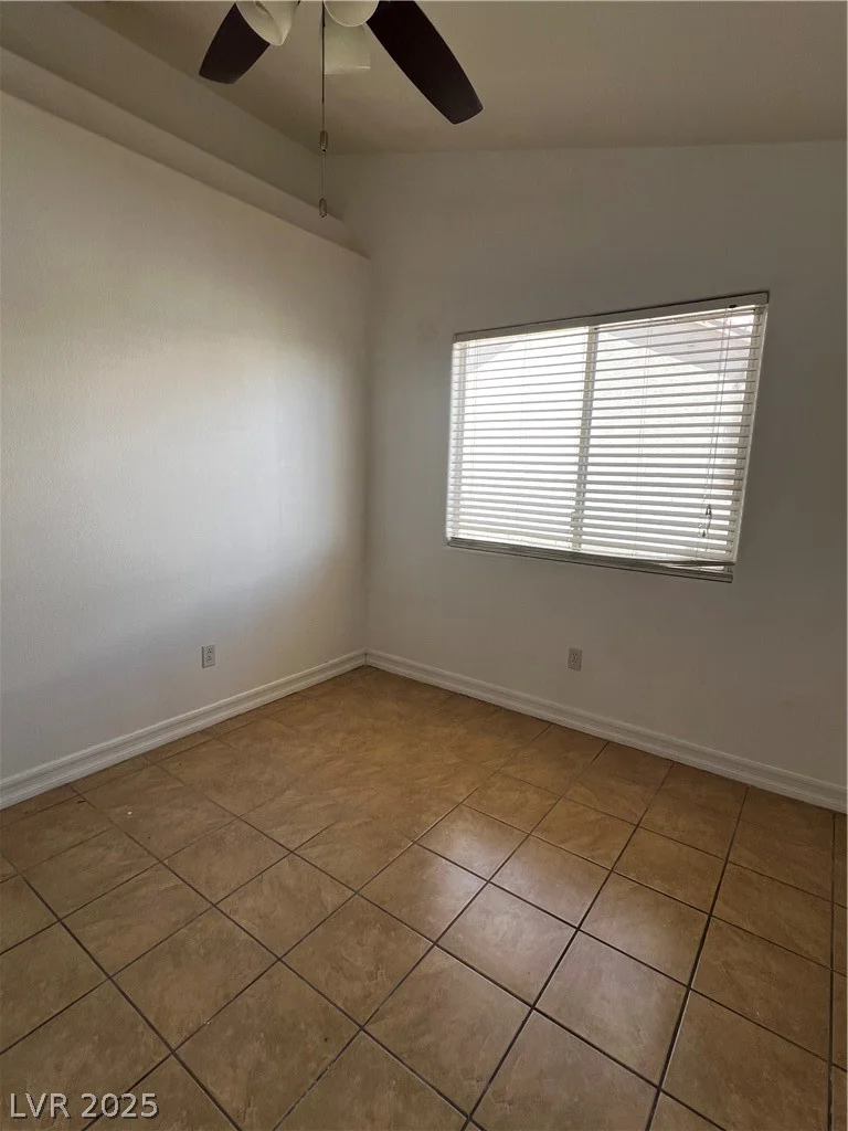 4643 Califa, Las Vegas, NV 89122