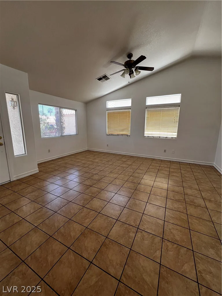 4643 Califa, Las Vegas, NV 89122