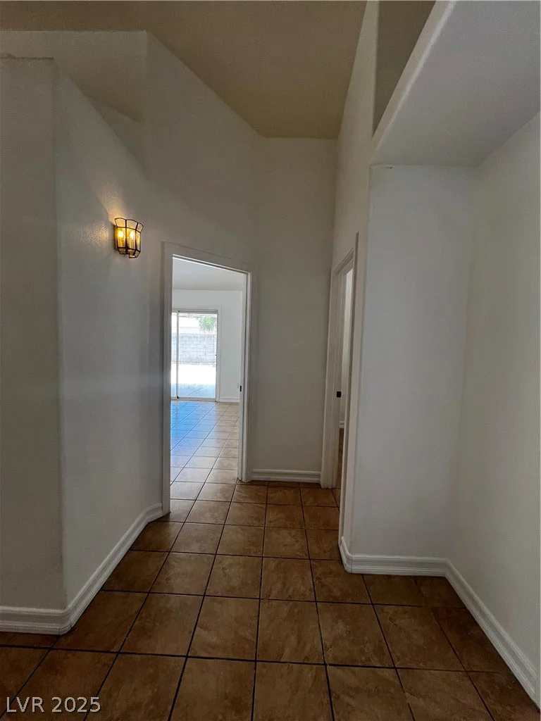 4643 Califa, Las Vegas, NV 89122