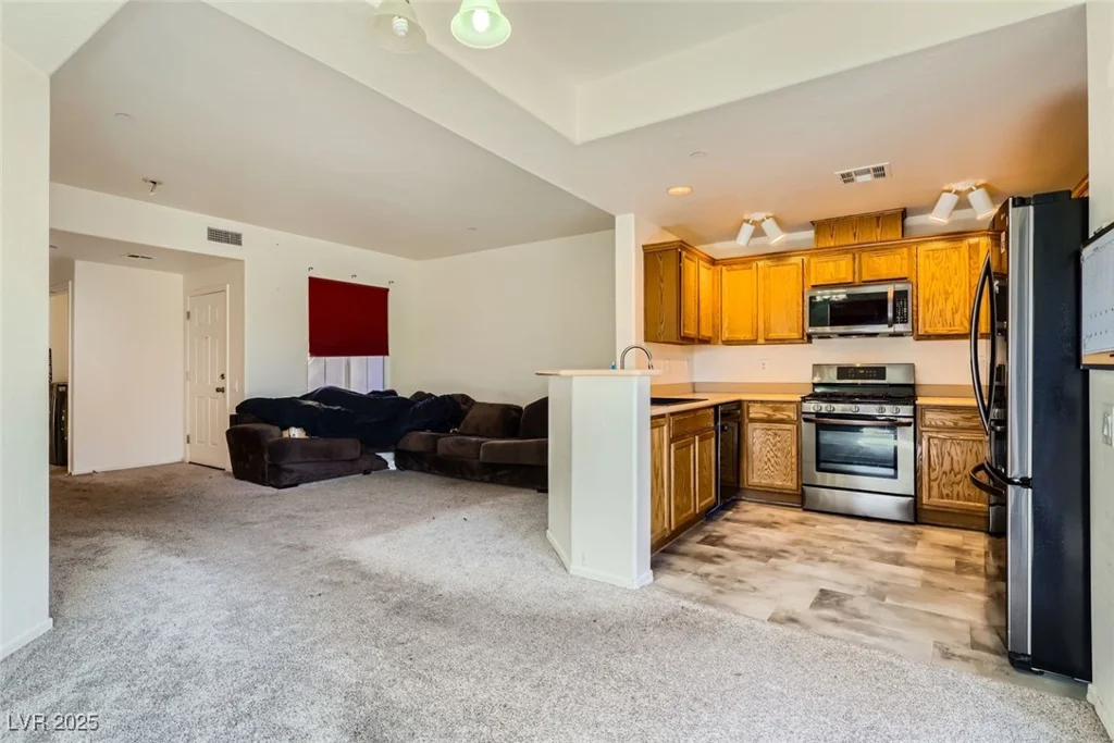 6680 Abruzzi, North Las Vegas, NV 89084