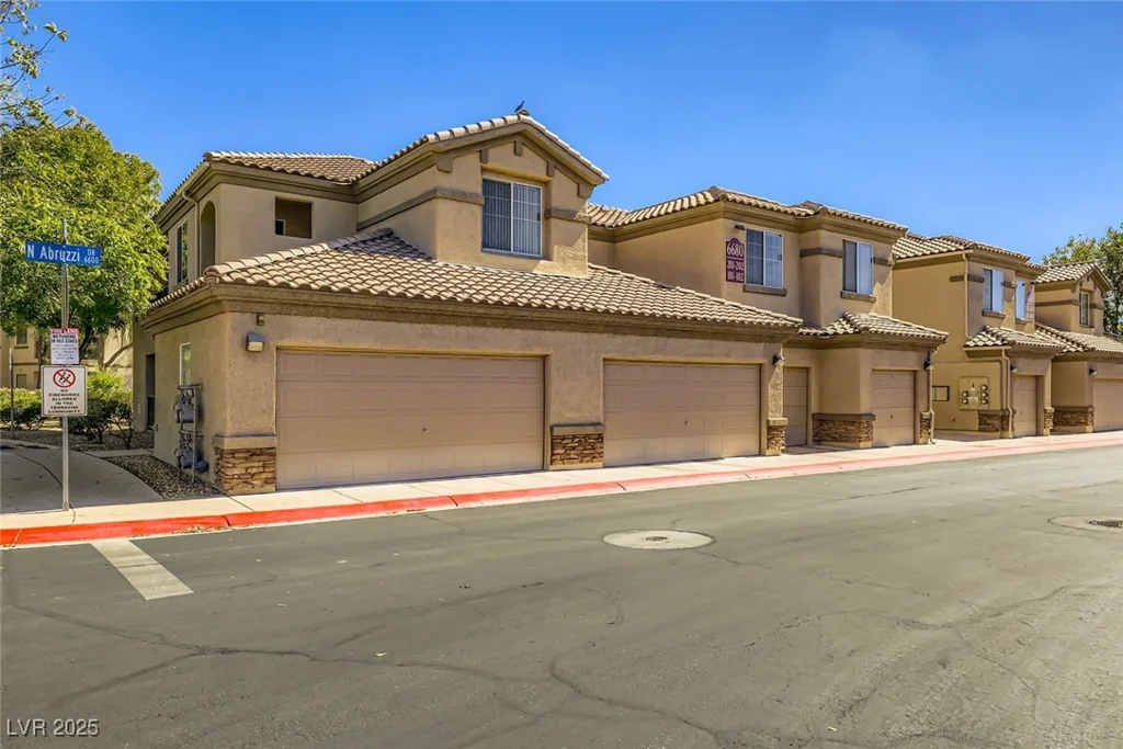 6680 Abruzzi, North Las Vegas, NV 89084