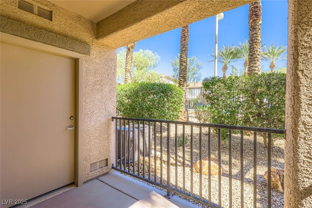 6680 Abruzzi, North Las Vegas, NV 89084