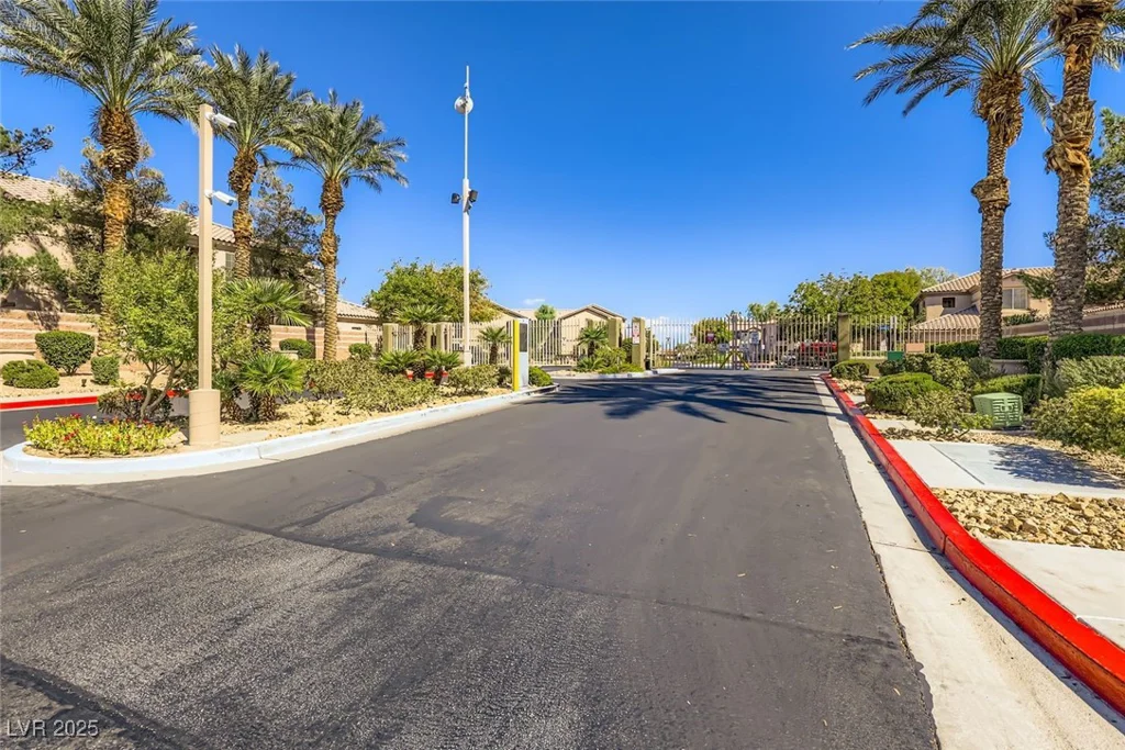 6680 Abruzzi, North Las Vegas, NV 89084