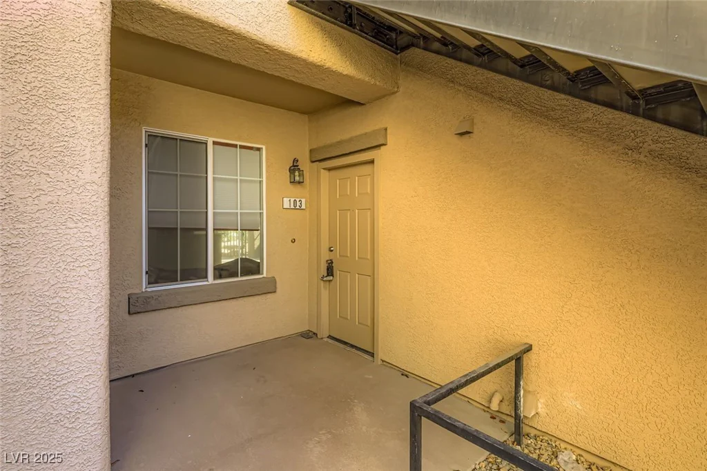 6680 Abruzzi, North Las Vegas, NV 89084