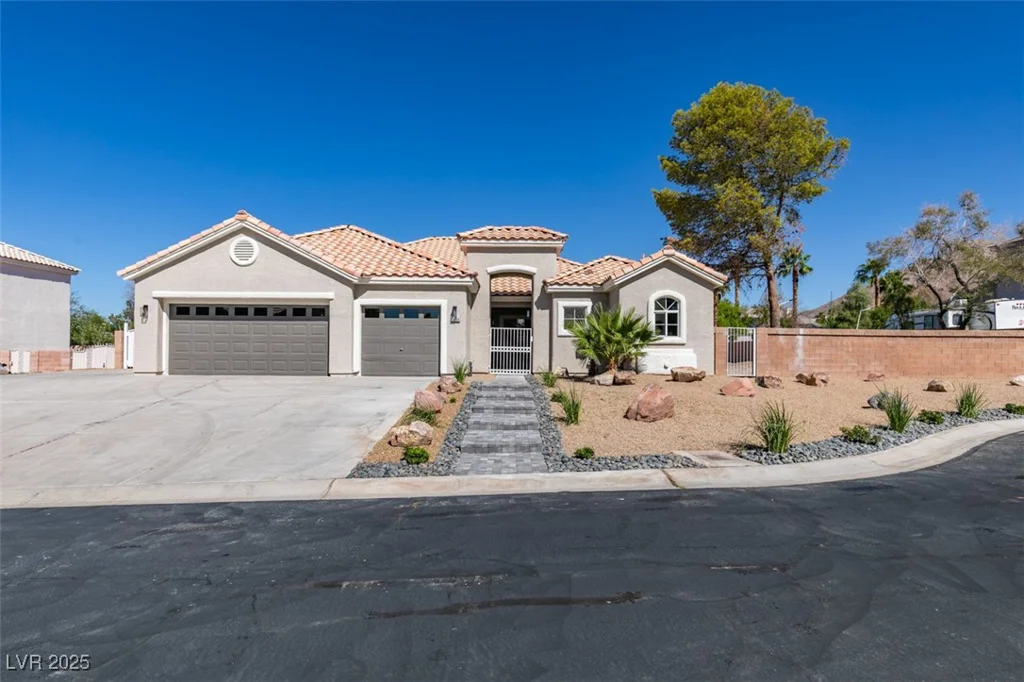 6664 Secluded, Las Vegas, NV 89110
