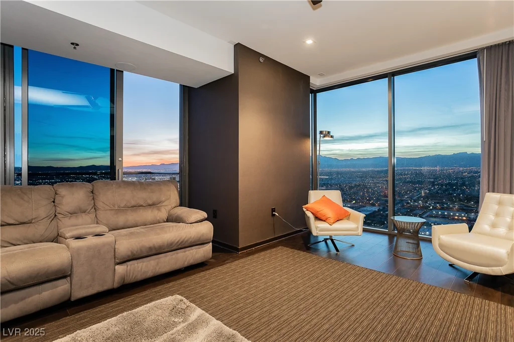 4381 Flamingo, Las Vegas, NV 89103