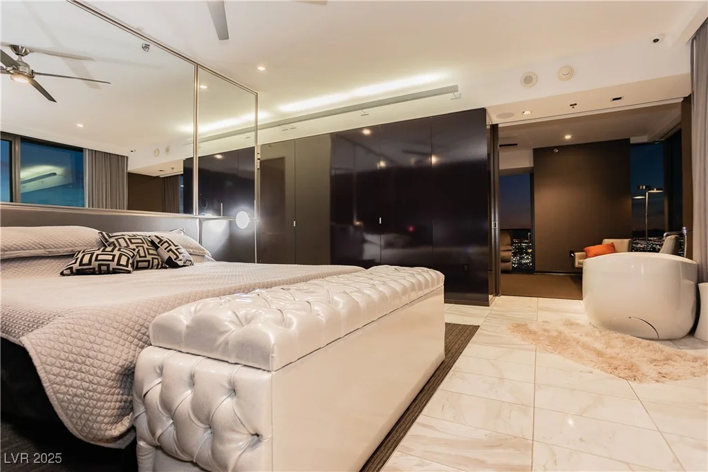 4381 Flamingo, Las Vegas, NV 89103