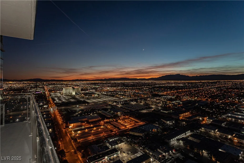 4381 Flamingo, Las Vegas, NV 89103