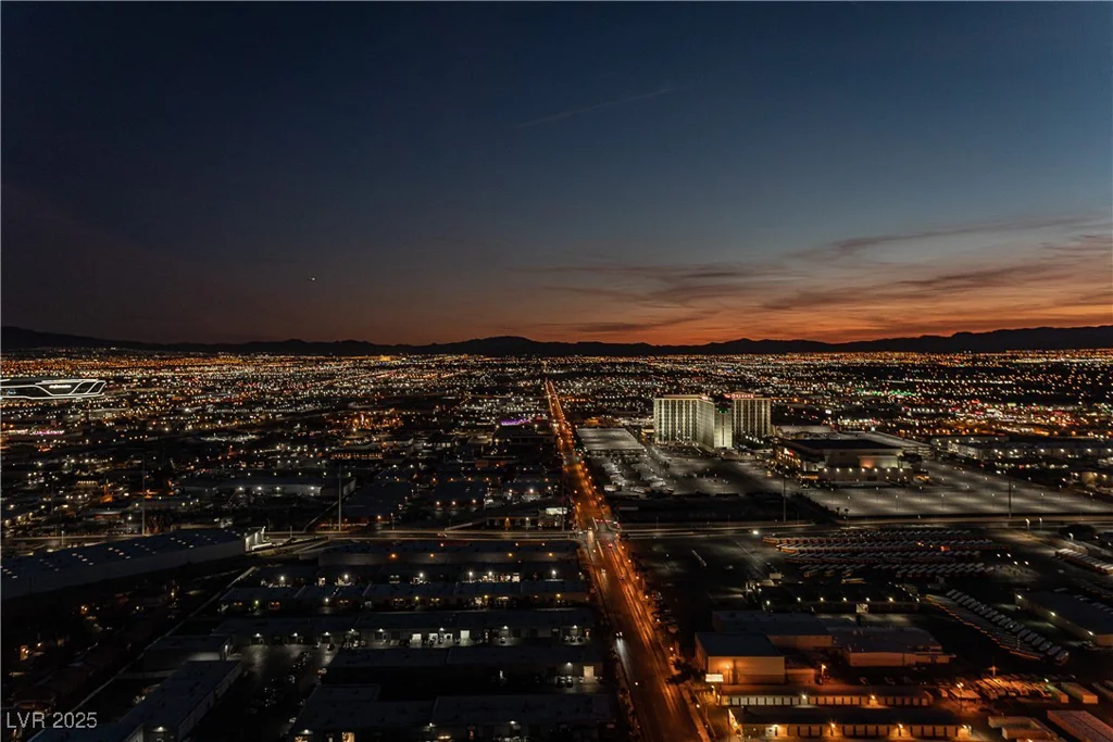4381 Flamingo, Las Vegas, NV 89103