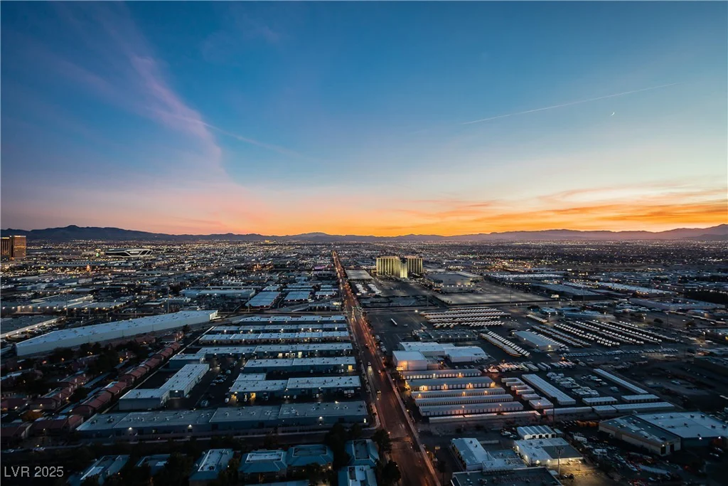4381 Flamingo, Las Vegas, NV 89103