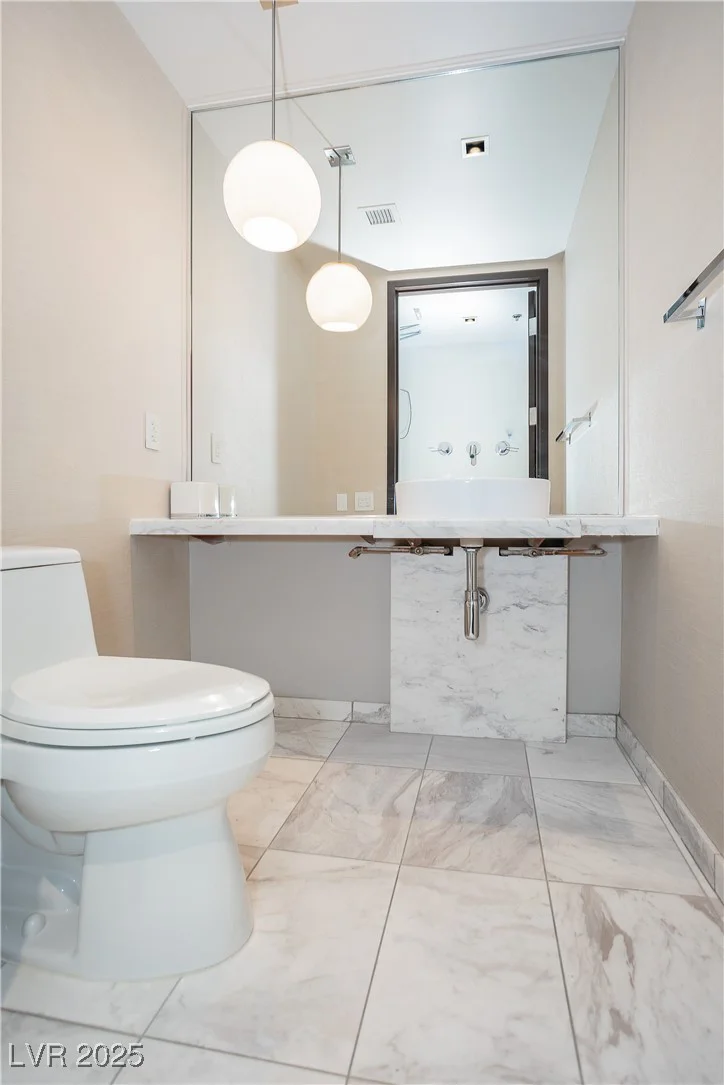 4381 Flamingo, Las Vegas, NV 89103