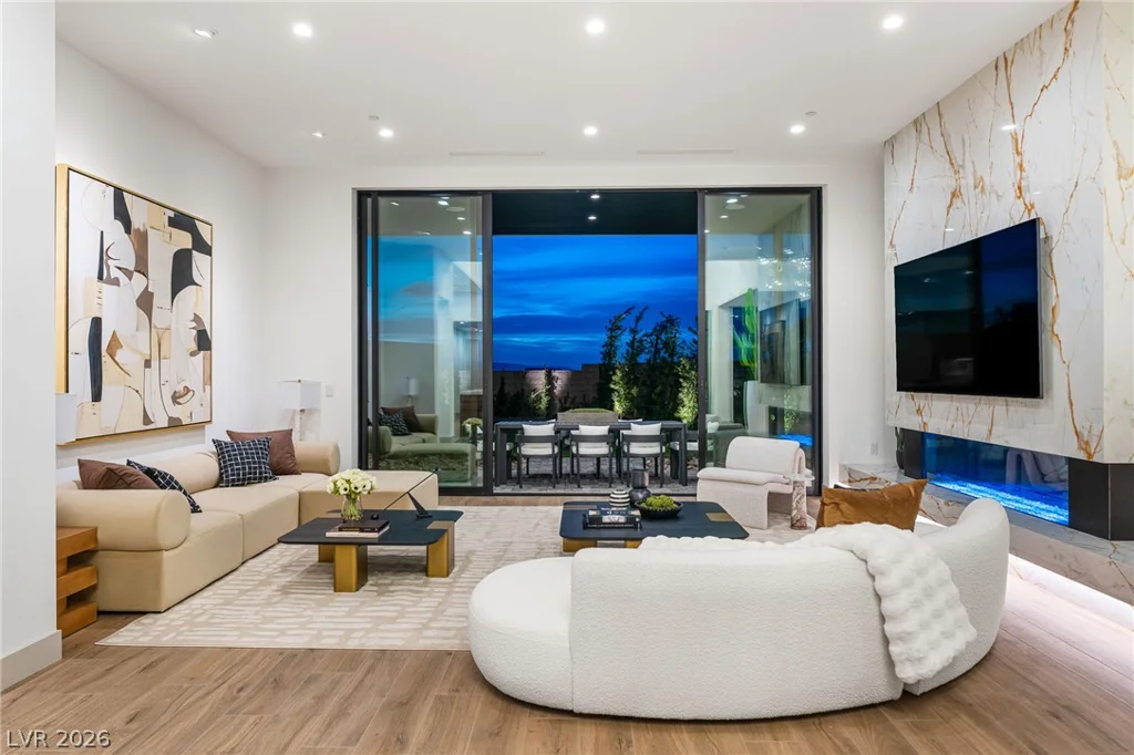 521 Overlook Rim, Henderson, NV 89012