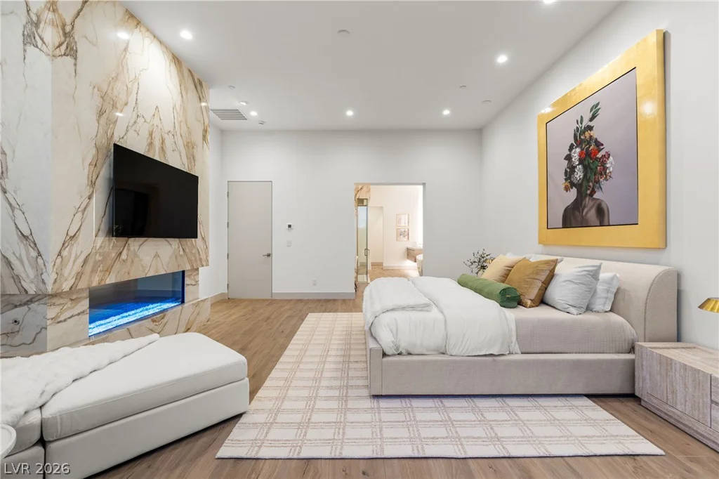 521 Overlook Rim, Henderson, NV 89012
