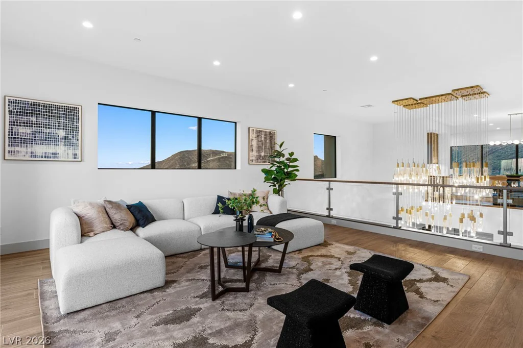 521 Overlook Rim, Henderson, NV 89012