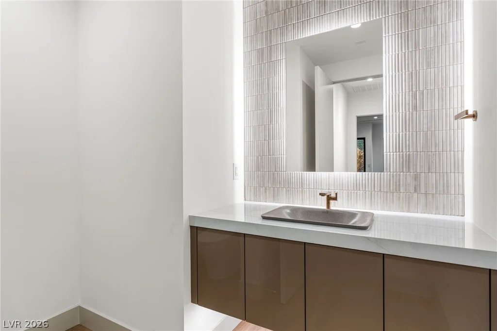 521 Overlook Rim, Henderson, NV 89012