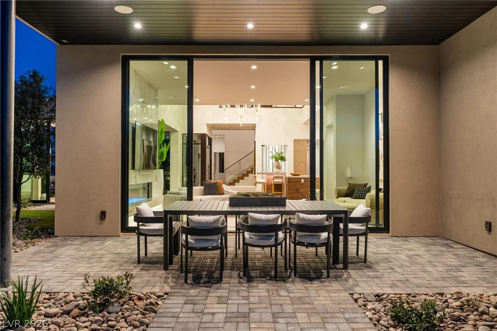 521 Overlook Rim, Henderson, NV 89012