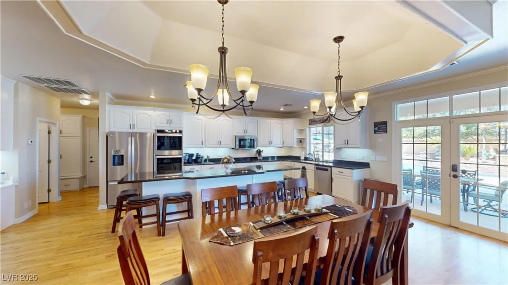 6440 Spanish Garden, Las Vegas, NV 89110
