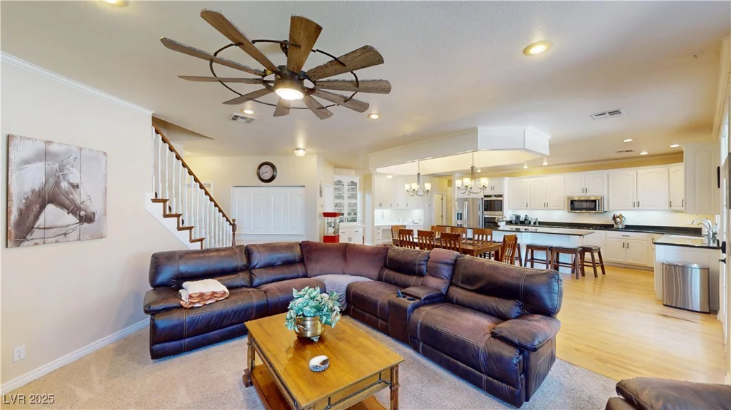 6440 Spanish Garden, Las Vegas, NV 89110
