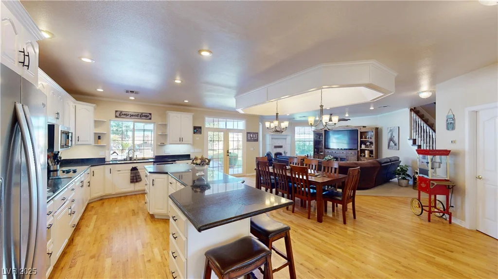 6440 Spanish Garden, Las Vegas, NV 89110