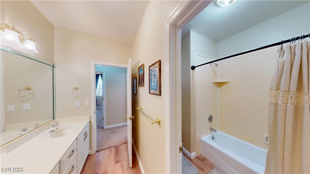 6440 Spanish Garden, Las Vegas, NV 89110