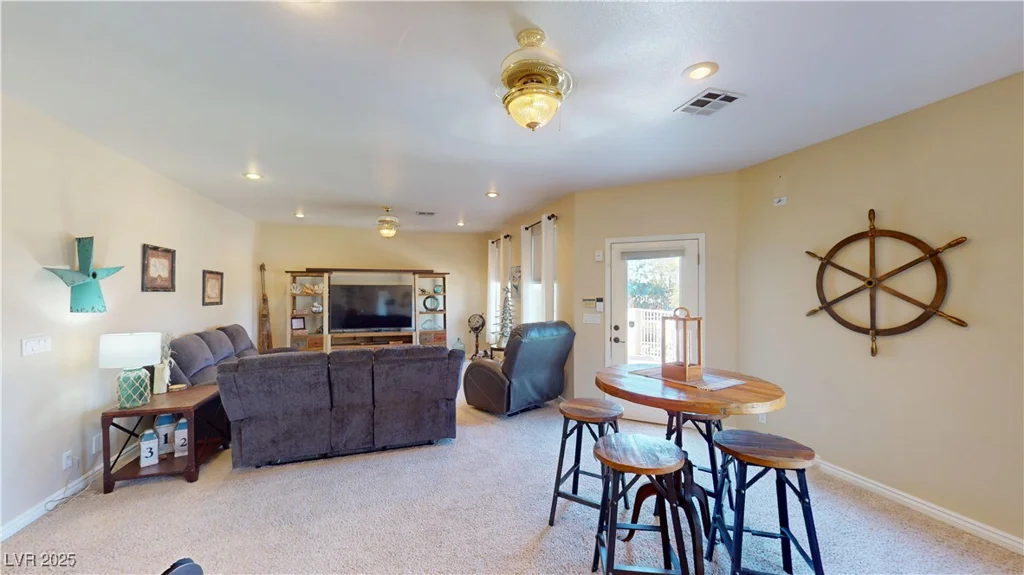 6440 Spanish Garden, Las Vegas, NV 89110
