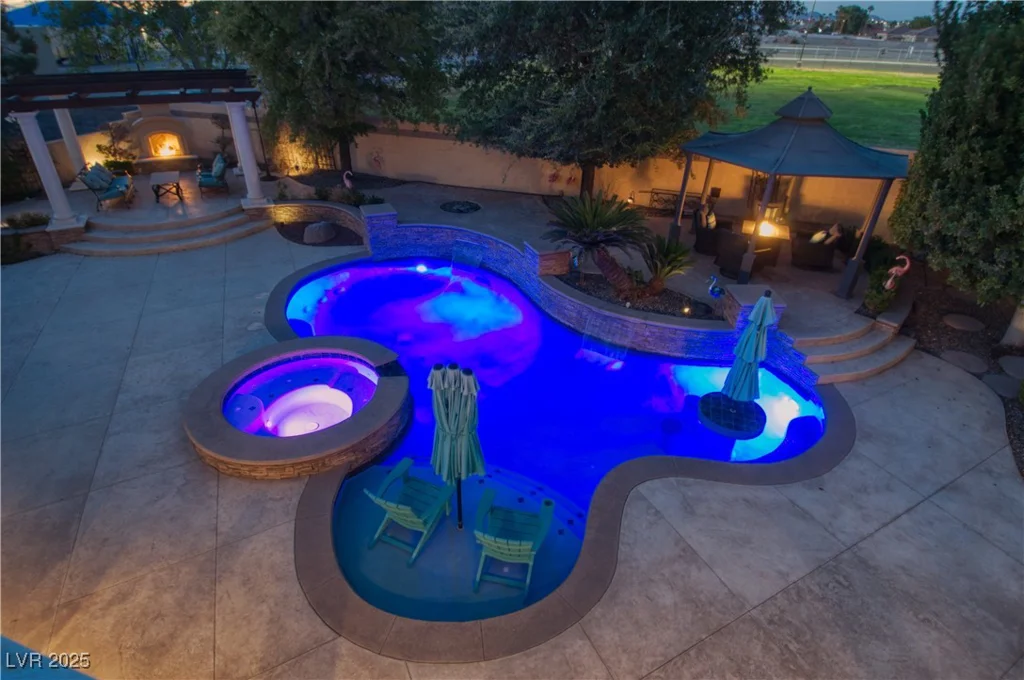 6440 Spanish Garden, Las Vegas, NV 89110