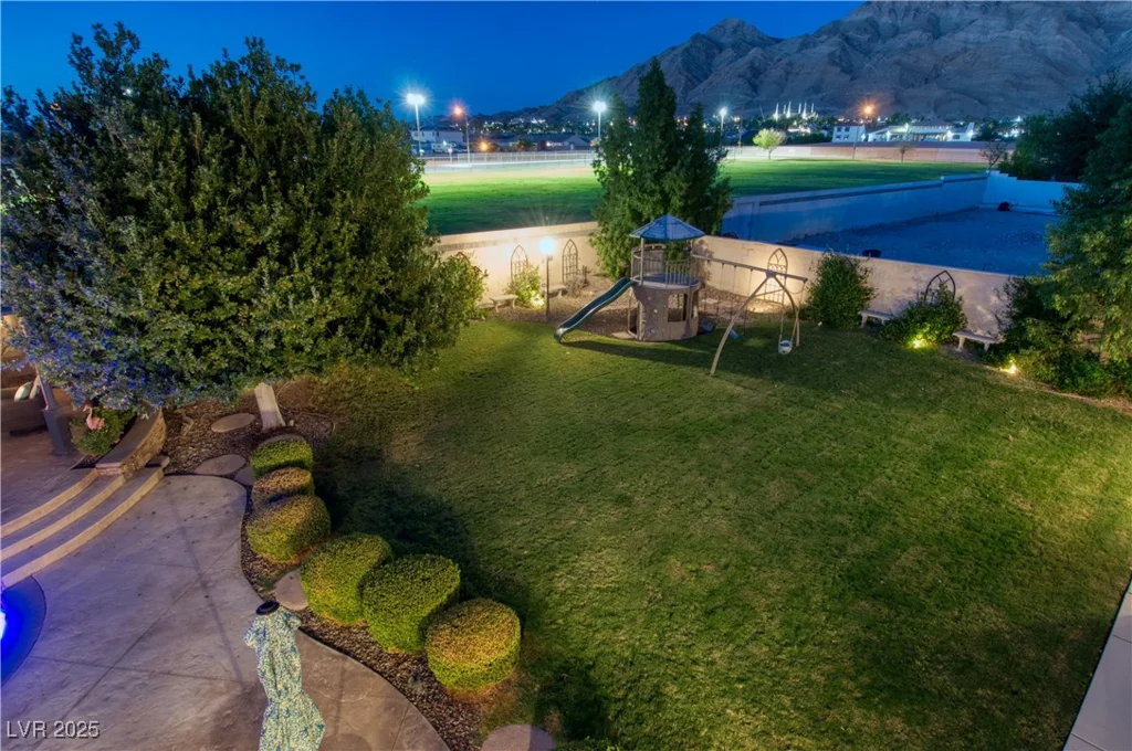 6440 Spanish Garden, Las Vegas, NV 89110