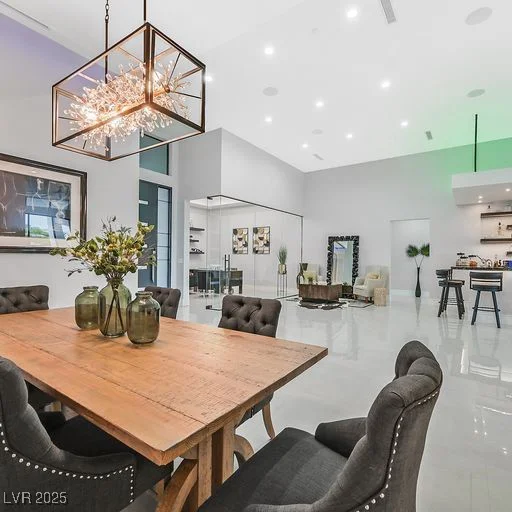 5400 Mello, Las Vegas, NV 89131