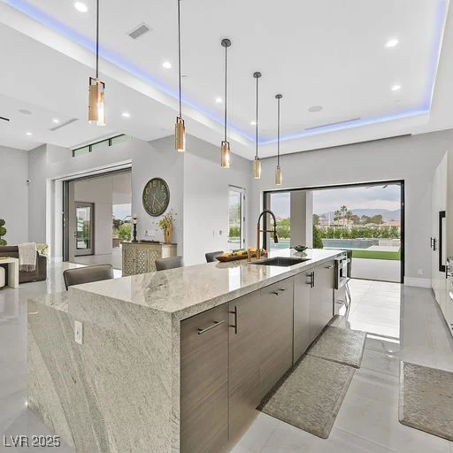 5400 Mello, Las Vegas, NV 89131