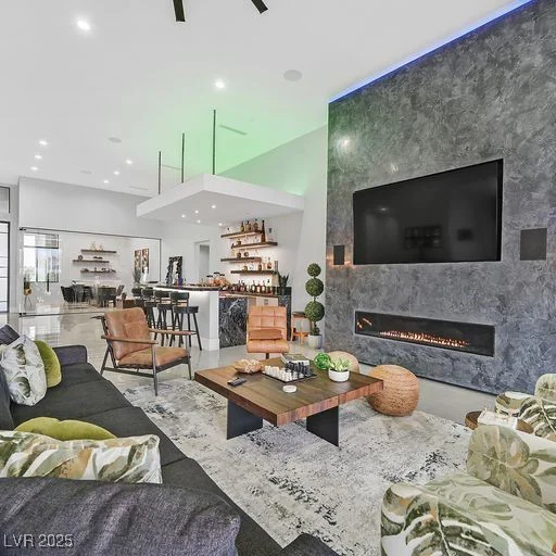 5400 Mello, Las Vegas, NV 89131