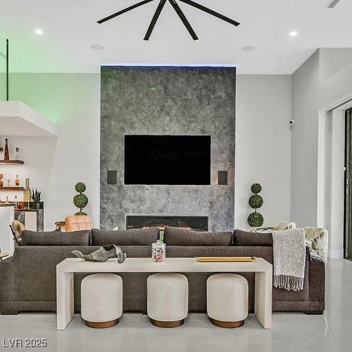 5400 Mello, Las Vegas, NV 89131