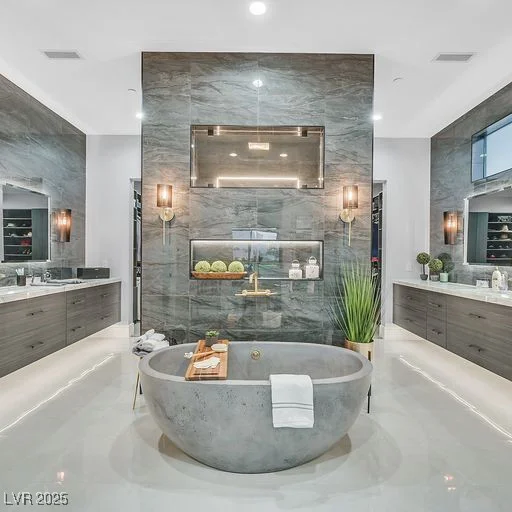 5400 Mello, Las Vegas, NV 89131