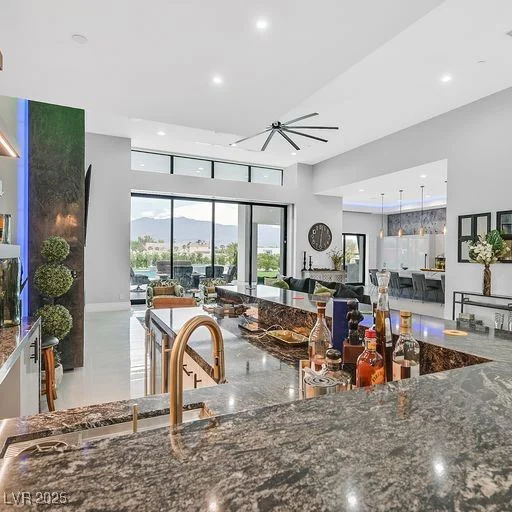 5400 Mello, Las Vegas, NV 89131