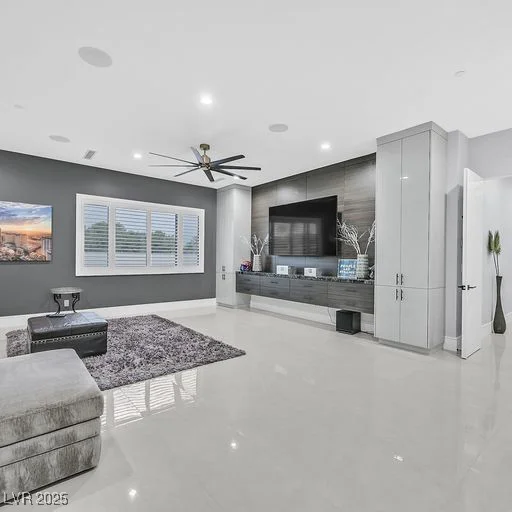5400 Mello, Las Vegas, NV 89131