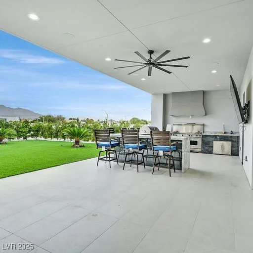 5400 Mello, Las Vegas, NV 89131