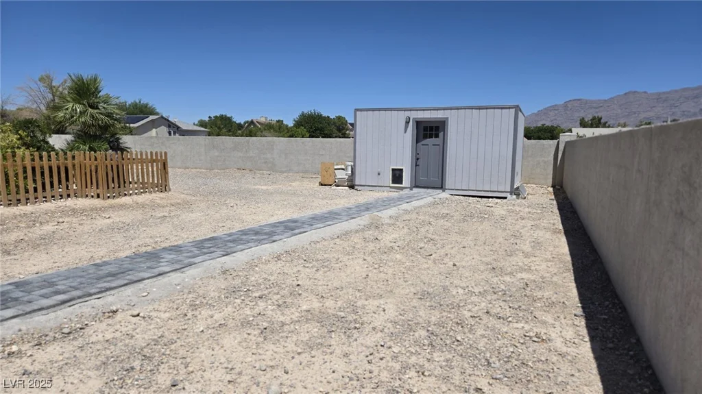 5400 Mello, Las Vegas, NV 89131
