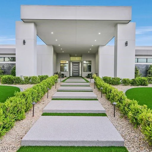 5400 Mello, Las Vegas, NV 89131