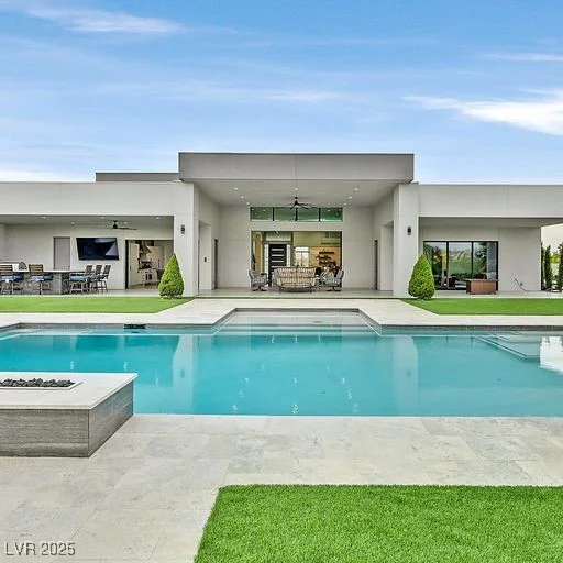5400 Mello, Las Vegas, NV 89131