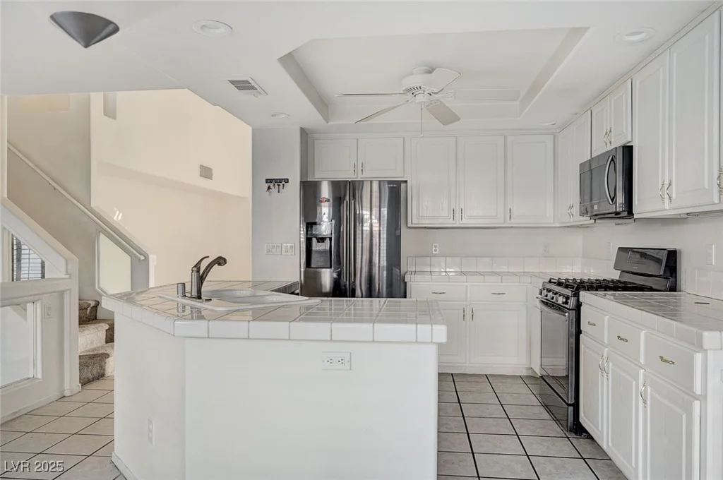 8776 Country View, Las Vegas, NV 89129