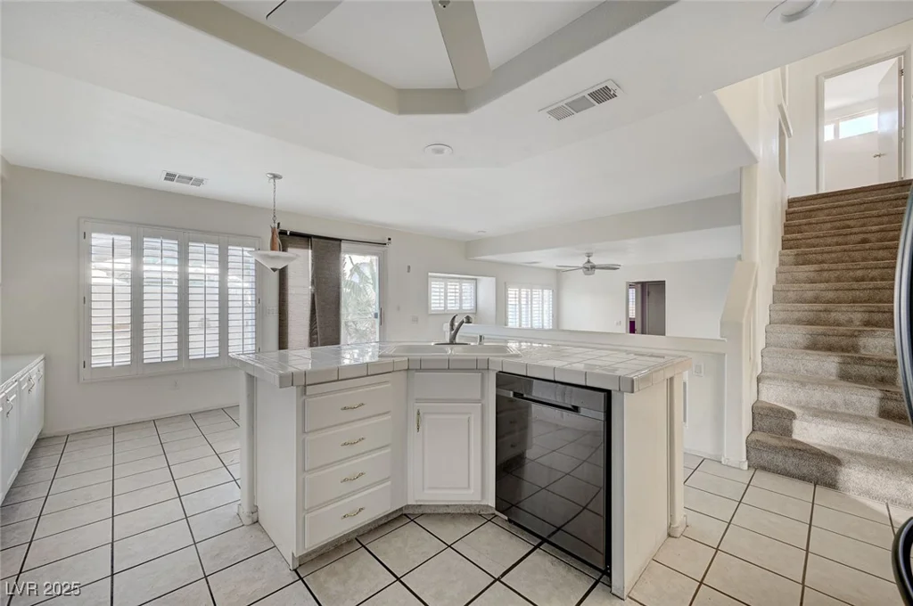 8776 Country View, Las Vegas, NV 89129