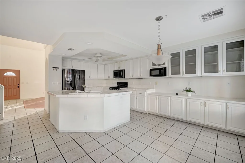 8776 Country View, Las Vegas, NV 89129