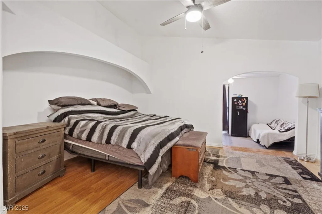 899 Hornbeak, Las Vegas, NV 89123
