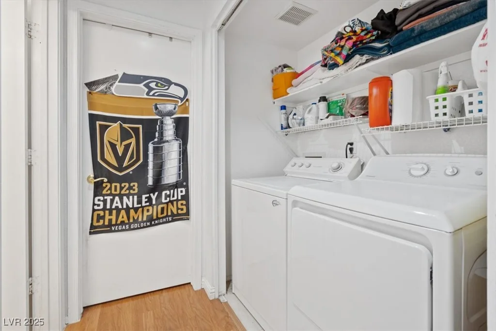 899 Hornbeak, Las Vegas, NV 89123
