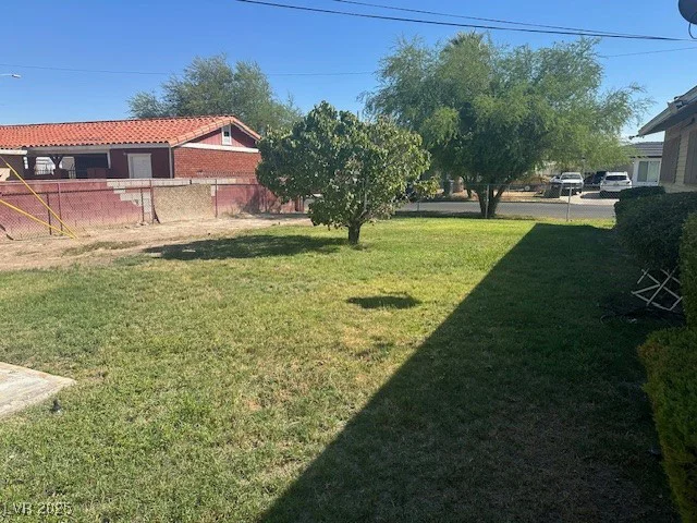 1643 E, Las Vegas, NV 89106