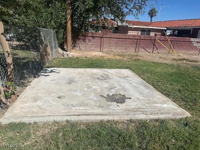 1643 E, Las Vegas, NV 89106