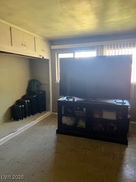 1643 E, Las Vegas, NV 89106