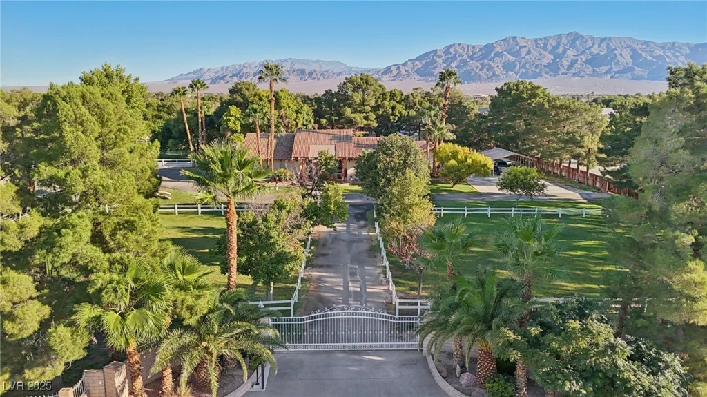 6600 Via Provenza, Las Vegas, NV 89131