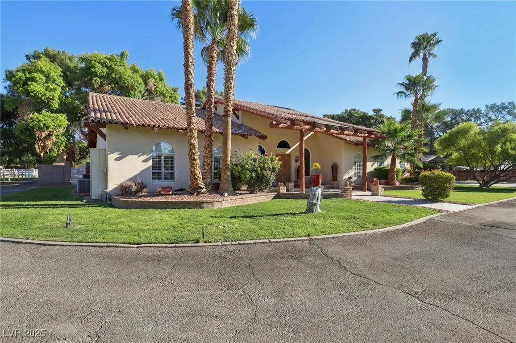 6600 Via Provenza, Las Vegas, NV 89131